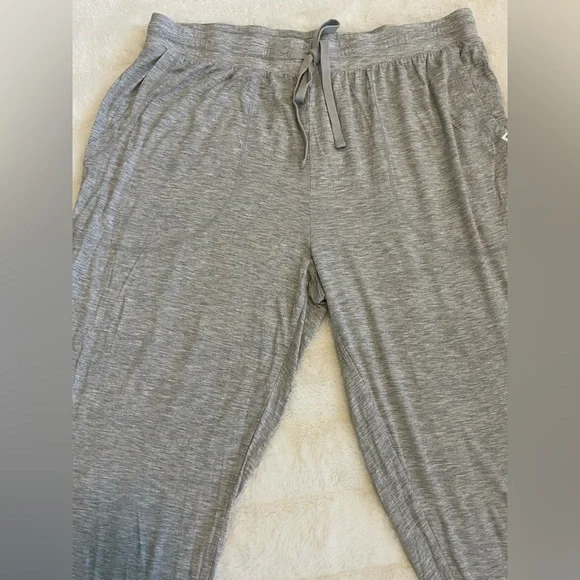 GapBody Women's Drawstring-Waist Jogger Pajama Pants size Large Grey Heather - Picture 3 of 9